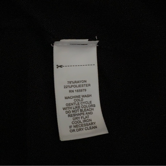 NWT Cable & Gauge Black Short Sleeve Bow Embellished Knit Top Holiday Party S - Picture 8 of 10